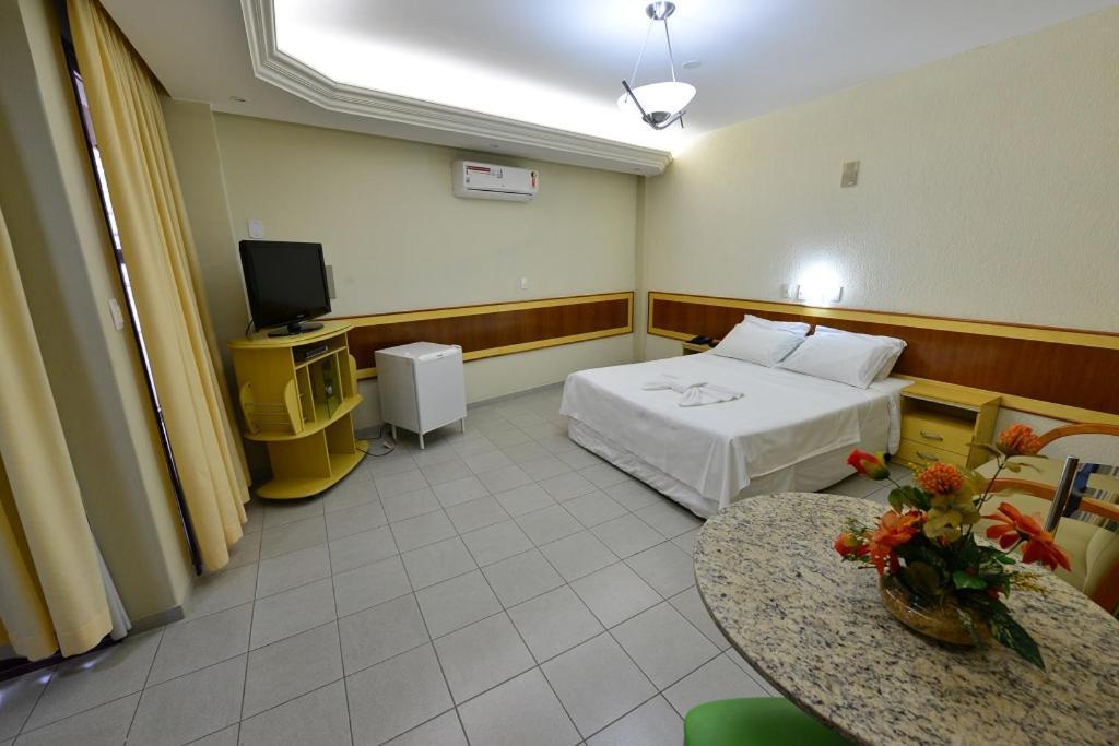 Vind'S Plaza Hotel Caratinga Exteriör bild