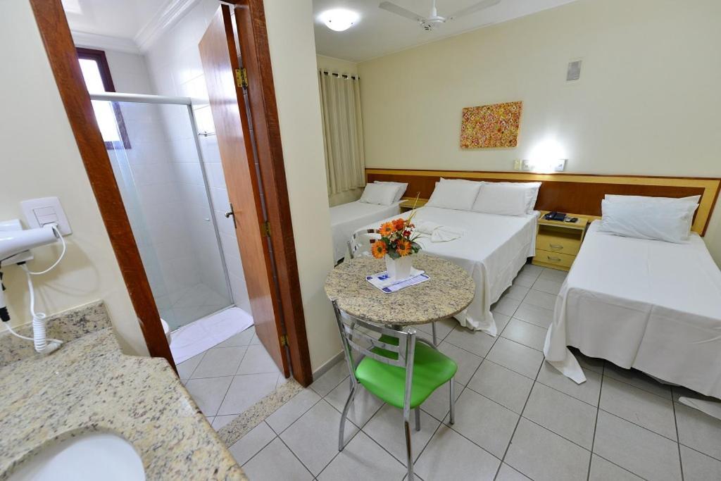 Vind'S Plaza Hotel Caratinga Exteriör bild
