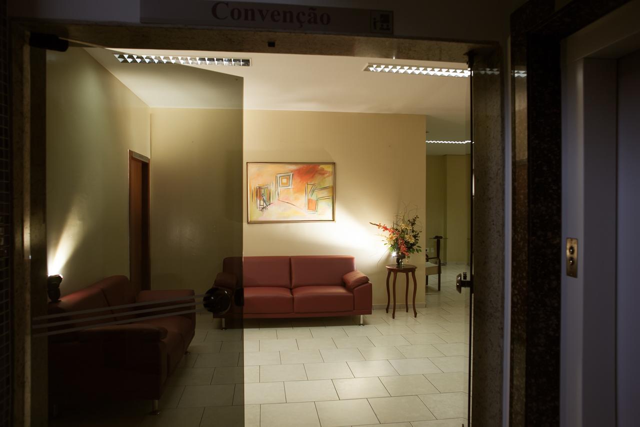 Vind'S Plaza Hotel Caratinga Exteriör bild